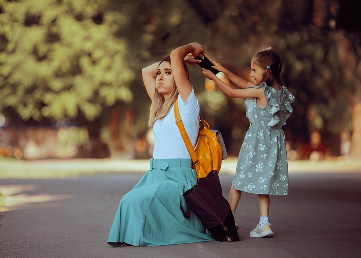 Outdoor Play vs Screen Time For Kids: Finding a Healthy Balance